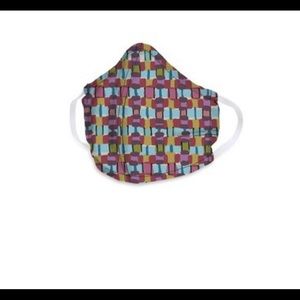 💖Pair of RESORT WOVEN Vera Bradley Face Masks🤗